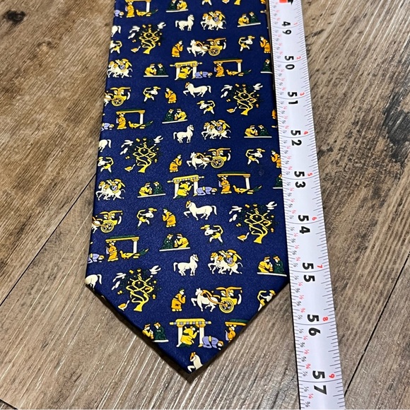 LANBO Dark Blue Cream Gold Green Chinese / Horse Print 100% Silk Neck Tie 57” - Picture 9 of 9